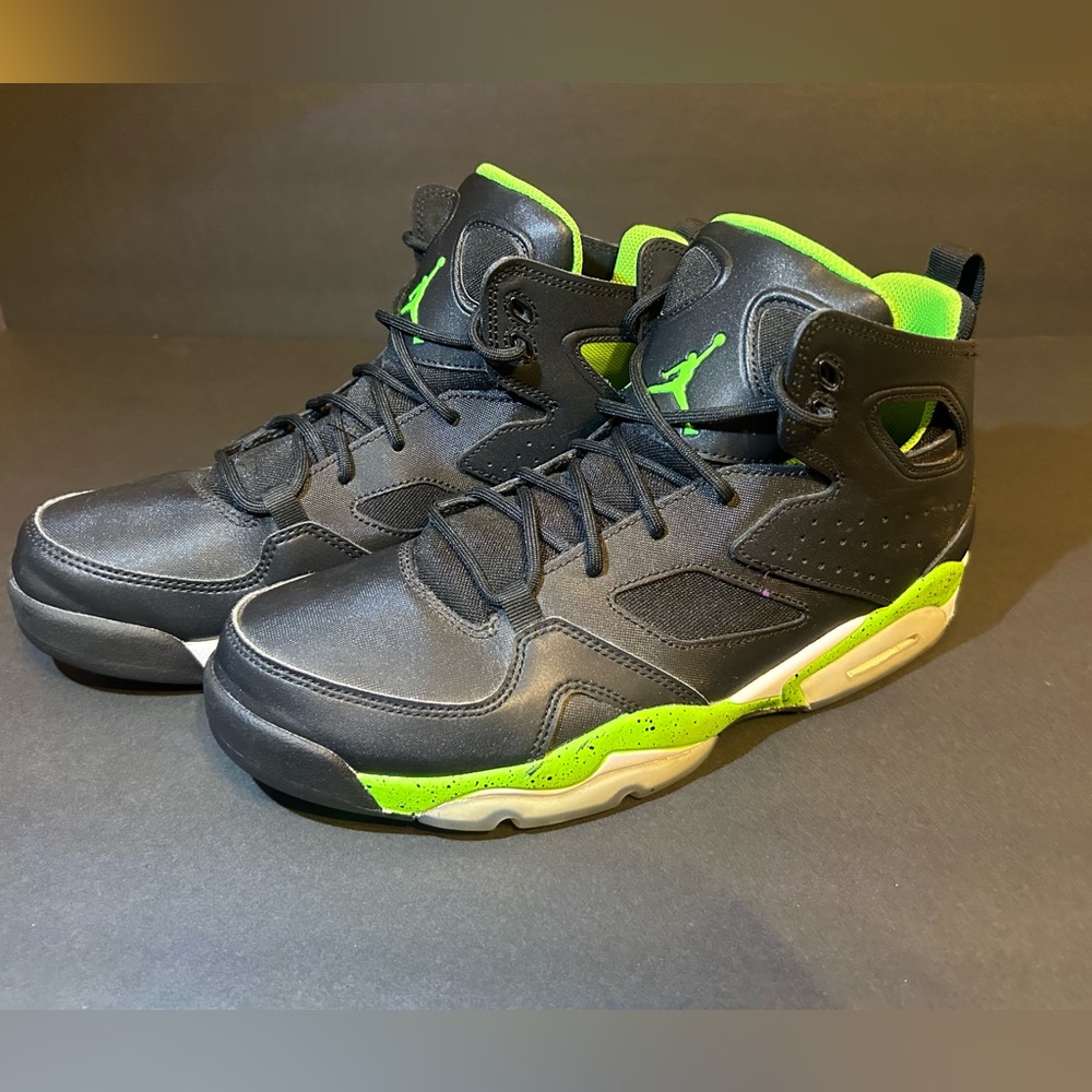 Jordan fight club 91, black and neon green.